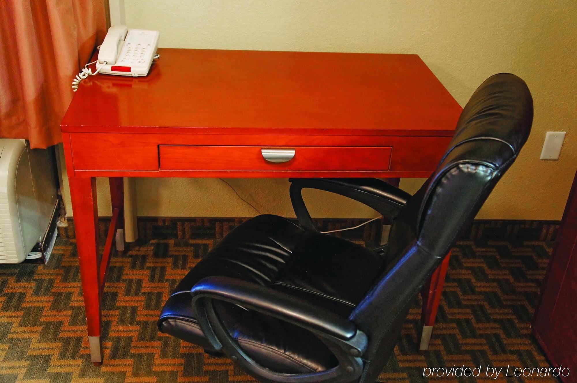 La Quinta By Wyndham Cleveland Airport West Hotell North Olmsted Exteriör bild