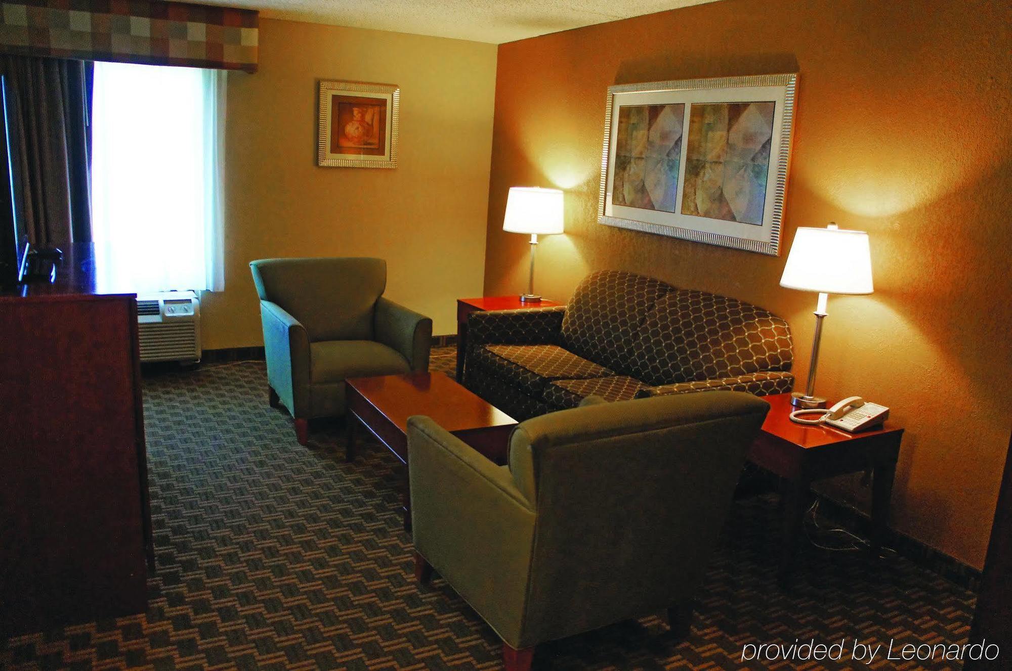 La Quinta By Wyndham Cleveland Airport West Hotell North Olmsted Exteriör bild